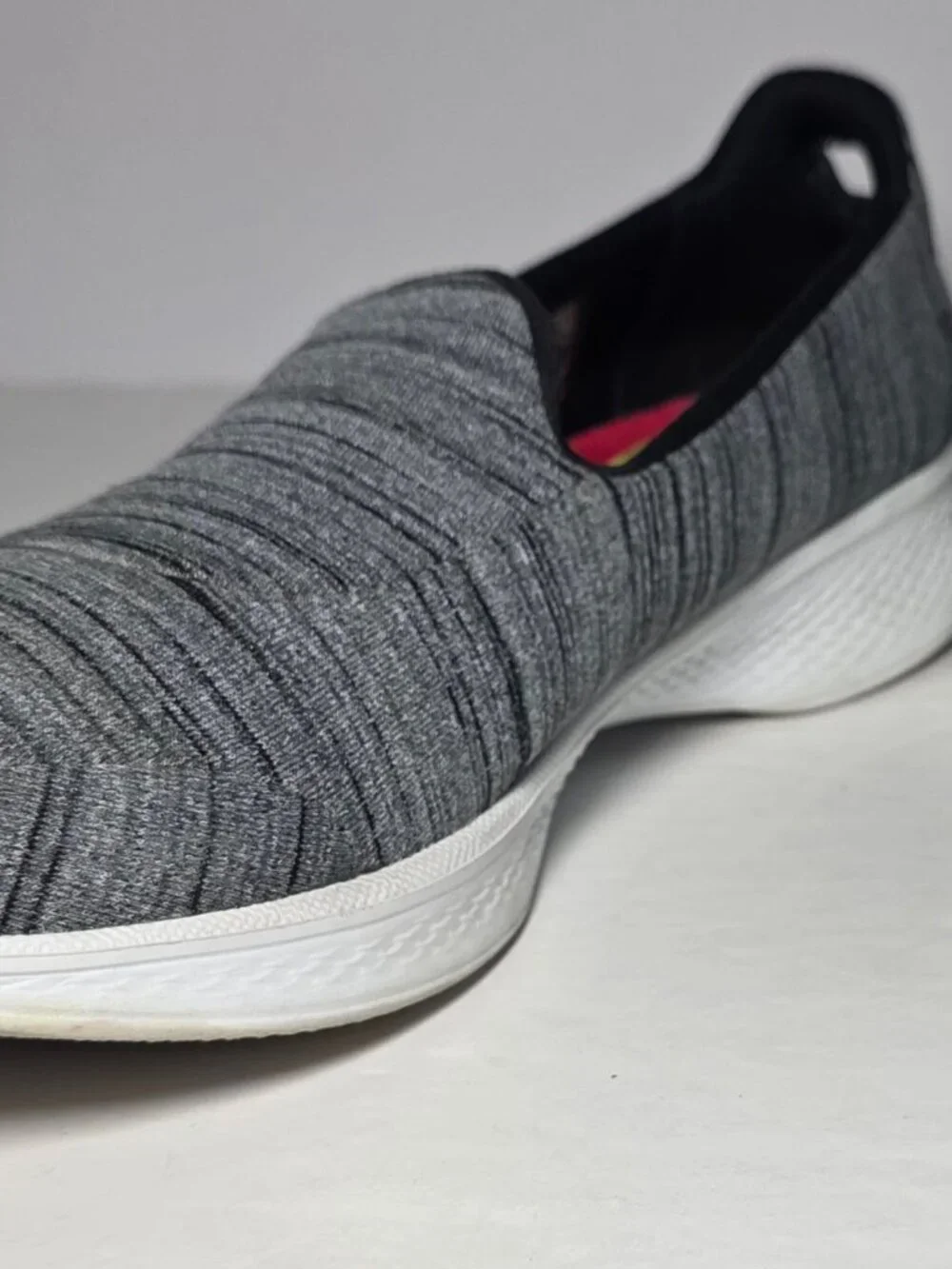 Skechers Goga Max Womens Gray Casual Slipon Shoes Size 7.5